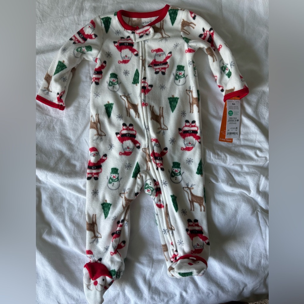 Carters Christmas pajamas 6m NWT